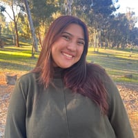 Intern Square Images_LoraF