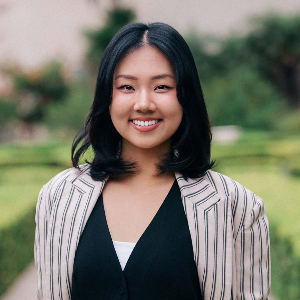 Melanie Kim - Headshot